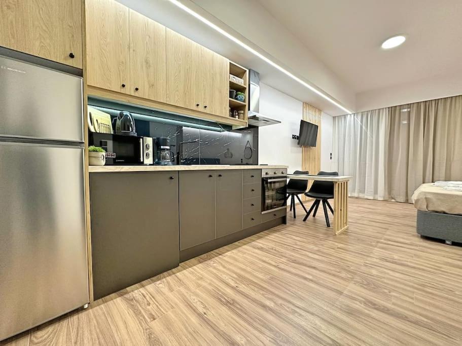 Oasis Luxury Apartments Eretria  Eksteriør billede