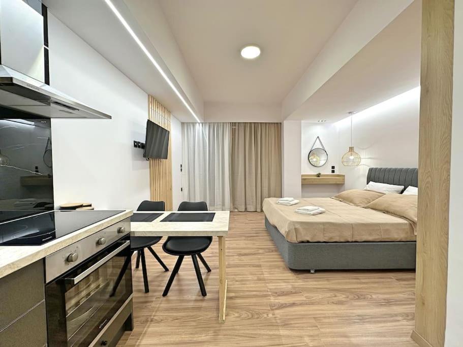 Oasis Luxury Apartments Eretria  Eksteriør billede