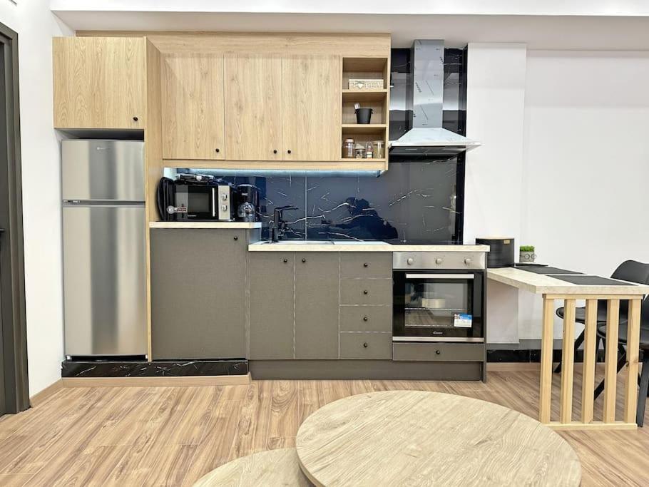 Oasis Luxury Apartments Eretria  Eksteriør billede